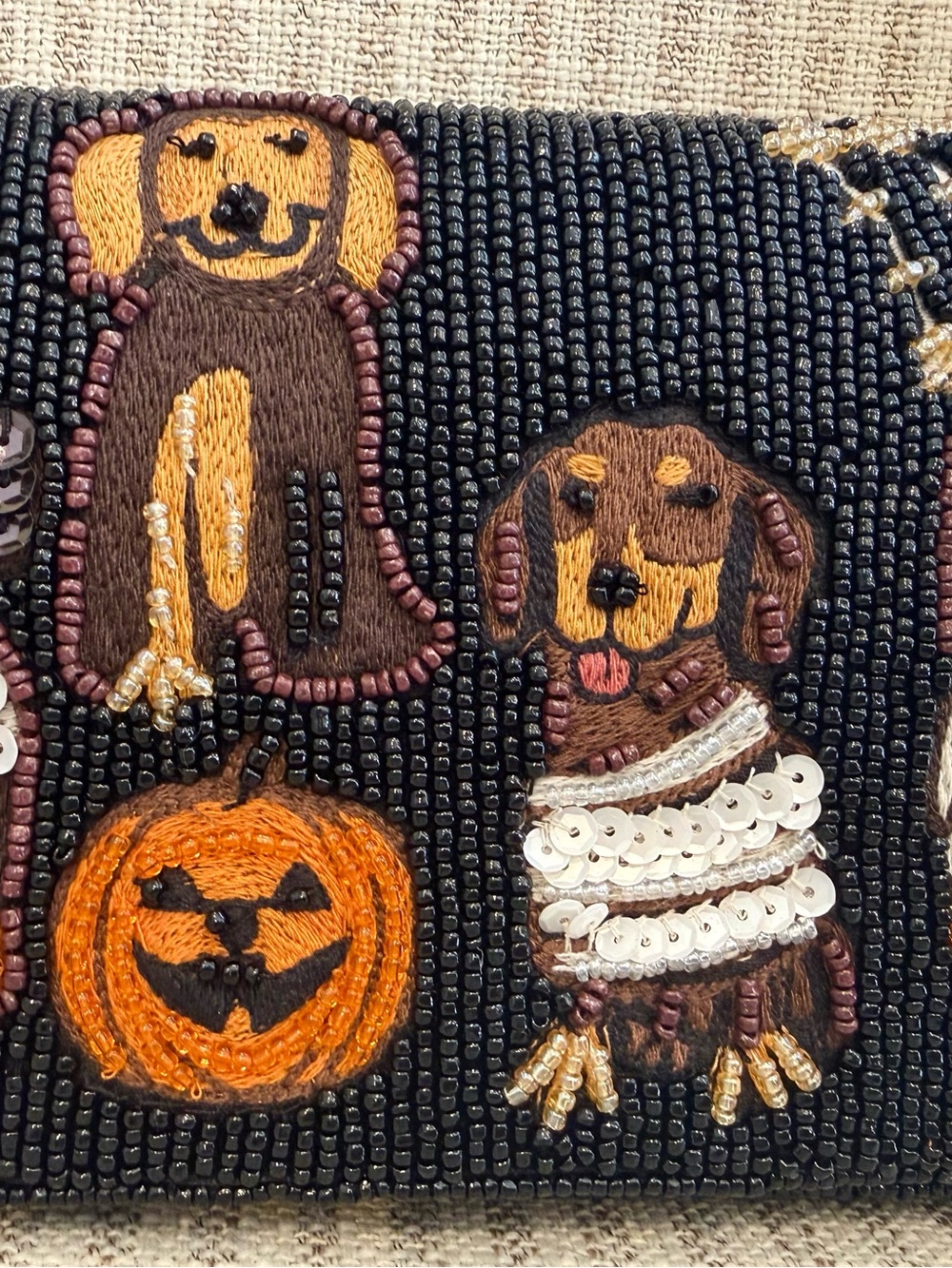 NWT Cutest bag out there! Beaded Black Halloween Dogs Pumpkins Shoulder Bag - Picture 3 of 9